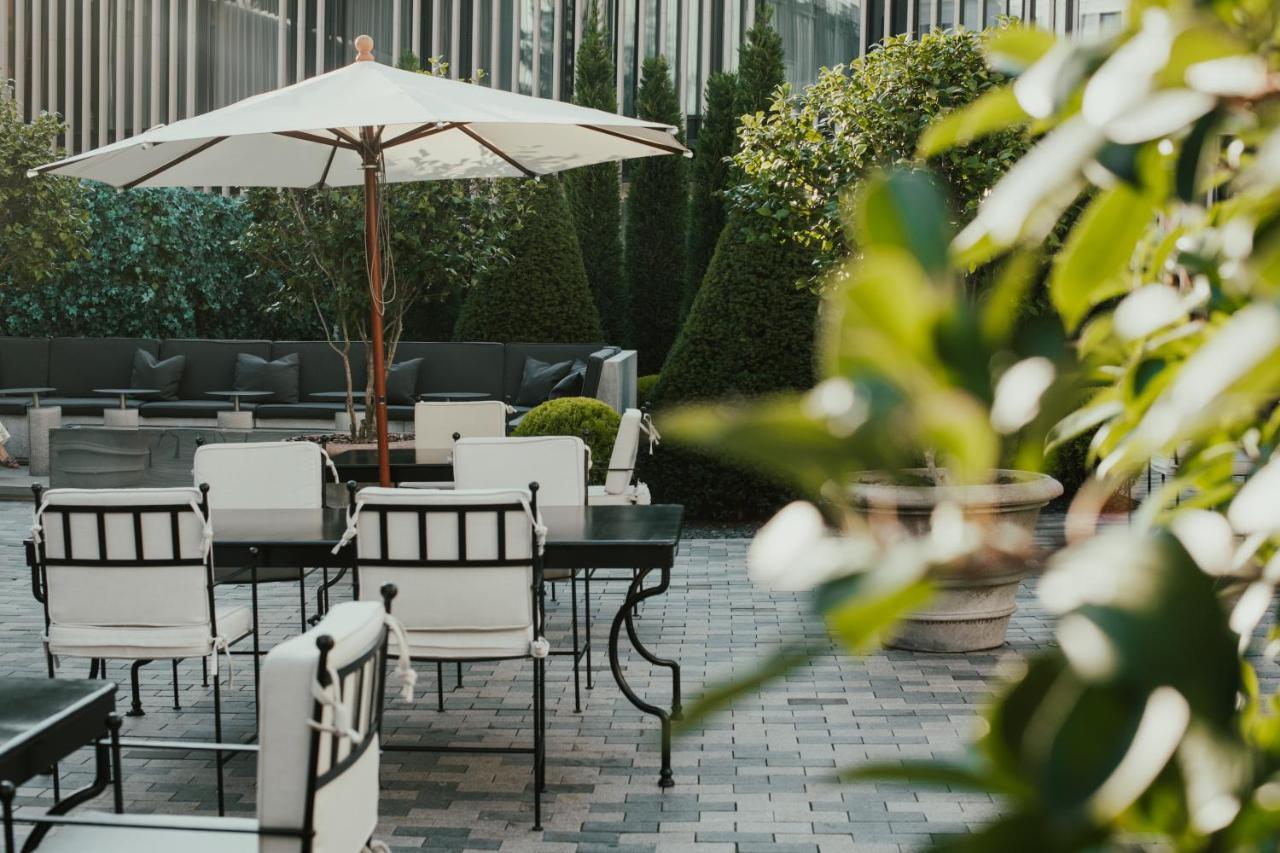 Hotel Pacai, Vilnius, A Member Of Design Hotels Exterior photo The terrace of the restaurant