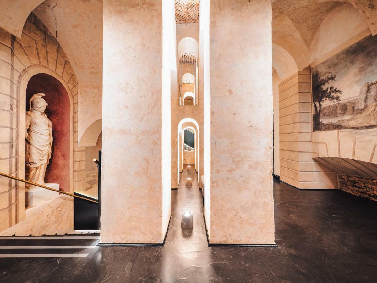 Hotel Pacai, Vilnius, A Member Of Design Hotels Exterior photo Interior of the museum