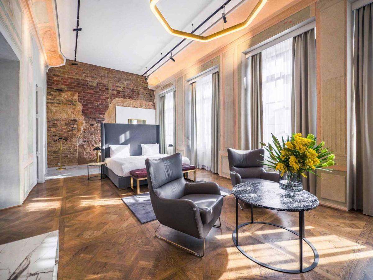 Hotel Pacai, Vilnius, A Member Of Design Hotels Exterior photo A suite at the hotel