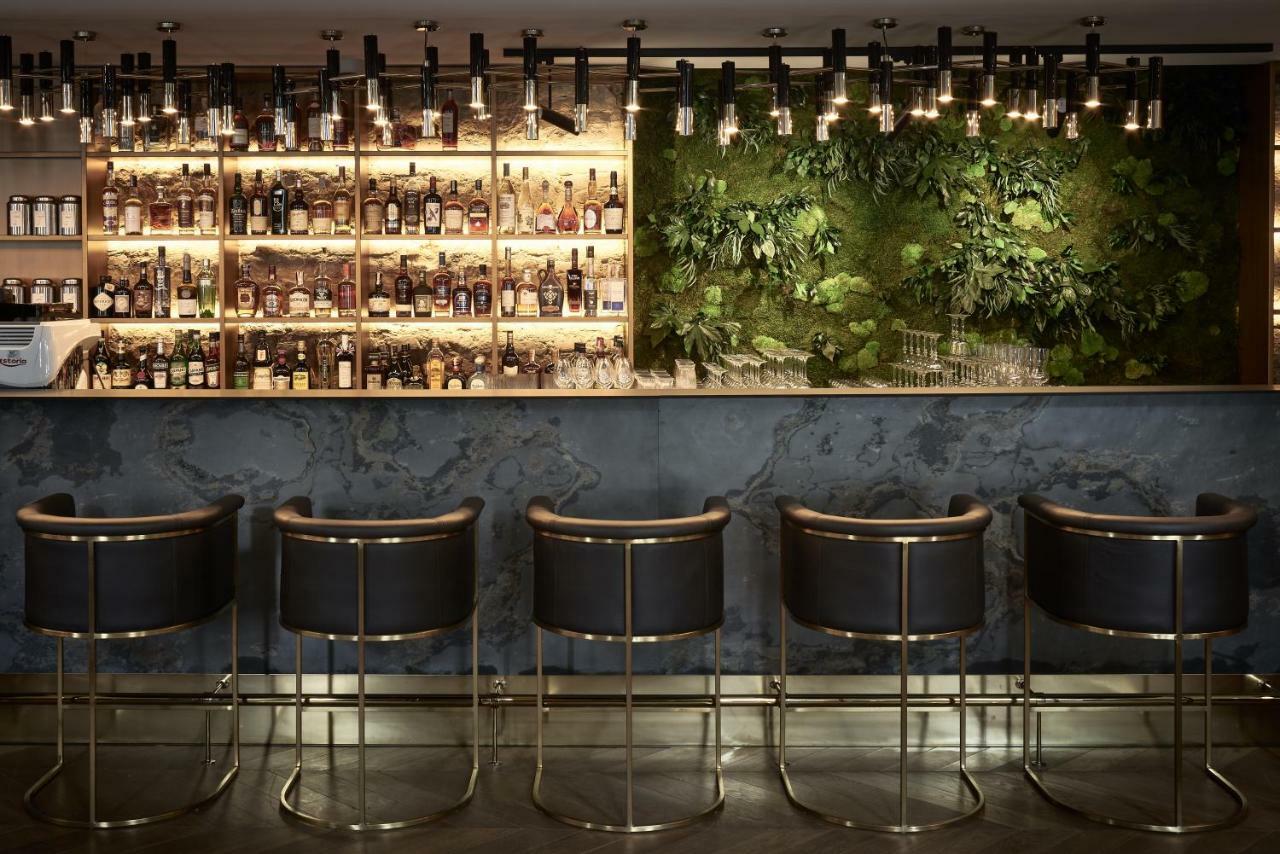 Hotel Pacai, Vilnius, A Member Of Design Hotels Exterior photo The bar at the Connaught